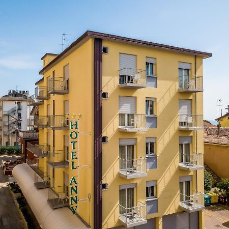 Hotel Anny Lido di Jesolo Buitenkant foto
